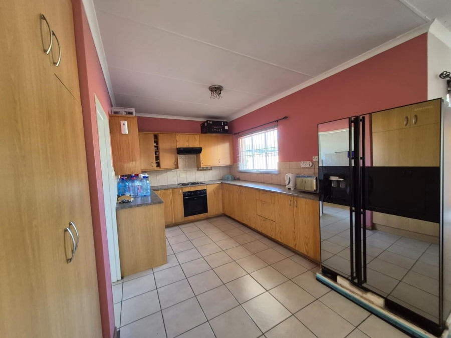 3 Bedroom Property for Sale in Rhodesdene Northern Cape